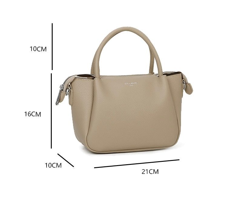 Gallantry | Isabella Crossbodytas